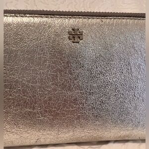 Tory Burch Metallic Zip around wallet
